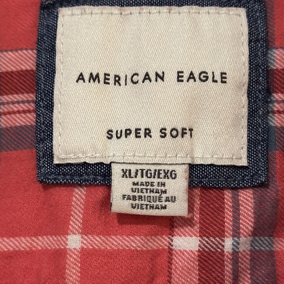 American Eagle Plaid Button Down - Picture 3 of 7